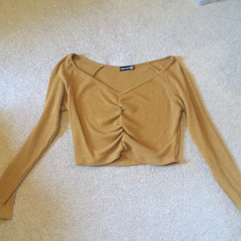 Mustard yellow long sleeve top